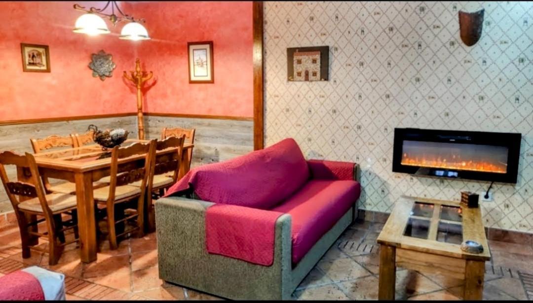 Ruralrut En El Tiemblo Precios Especiales A Partir De 7 Noches, Wifi, Cabina De Hidromasaje, Aire Acondicionado, Zonas De Bano Naturales Cercanas Эль-Тьембло Экстерьер фото
